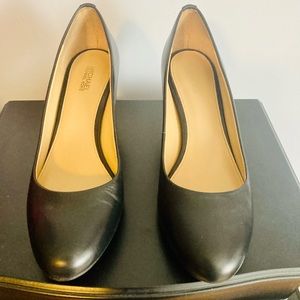 Authentic Michael Kors black leather heels